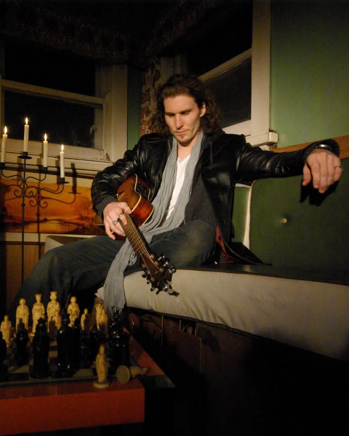 Featured image for “Live Music This Friday: LJ at Club Belrose”