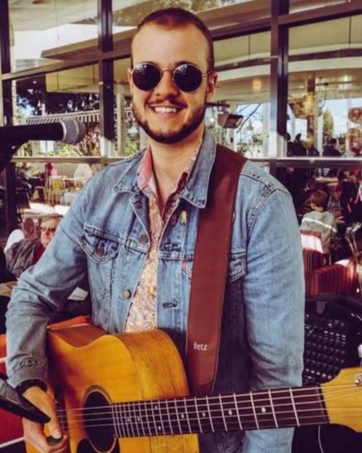 Featured image for “Adam Van Eyk Live at Club Belrose”